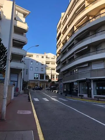 Agencia Studio Antares Centre Cannes France